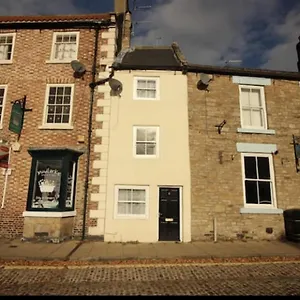 Beautiful 2 Bed In The Centre Of Richmond Holiday home
